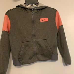 Nike Girls Hoodie with zipper.
